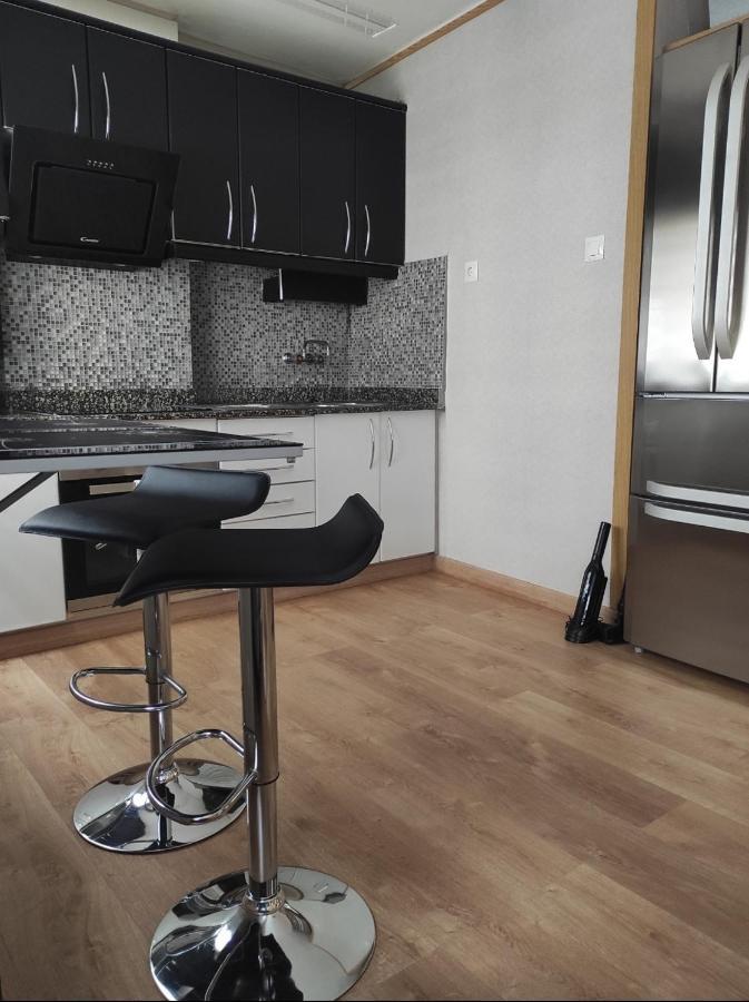 La Llariega De Argandona- Parking Privado Gratuito Gijón Exterior foto
